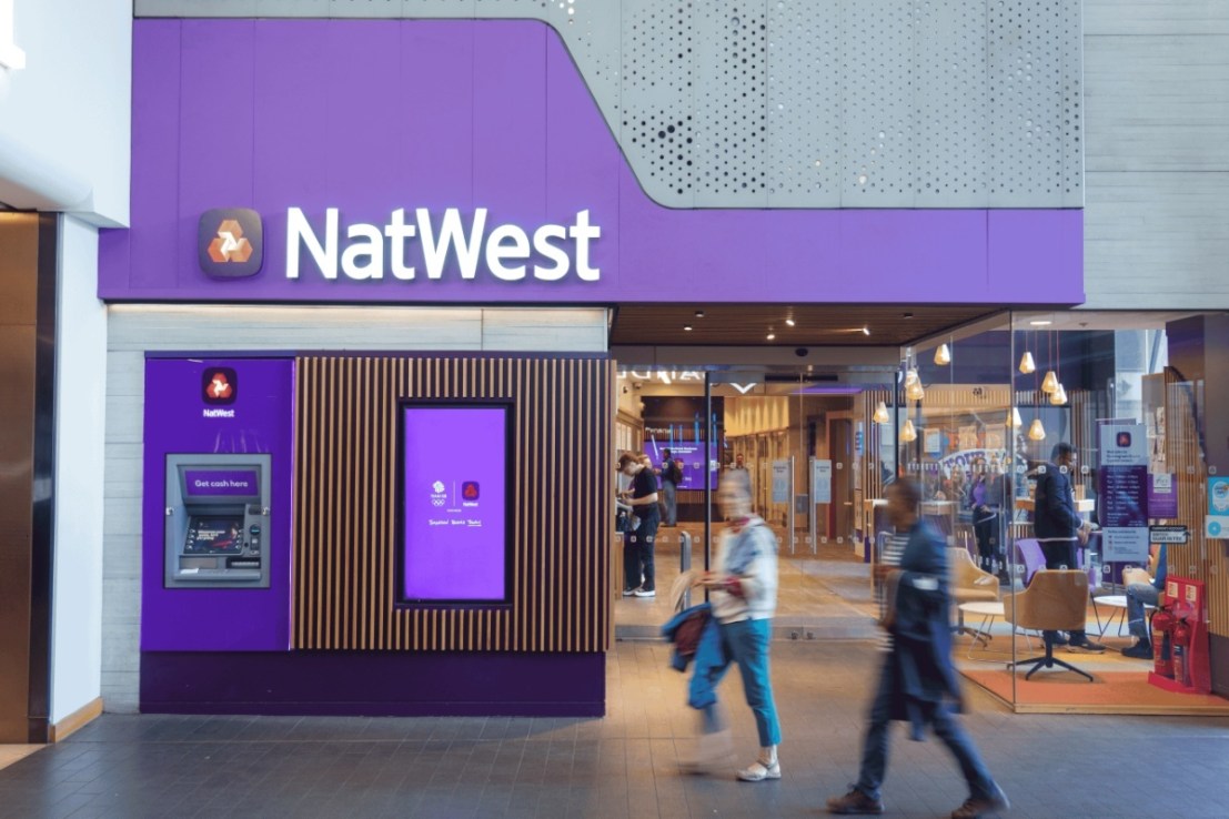 NatWest returns to private ownership